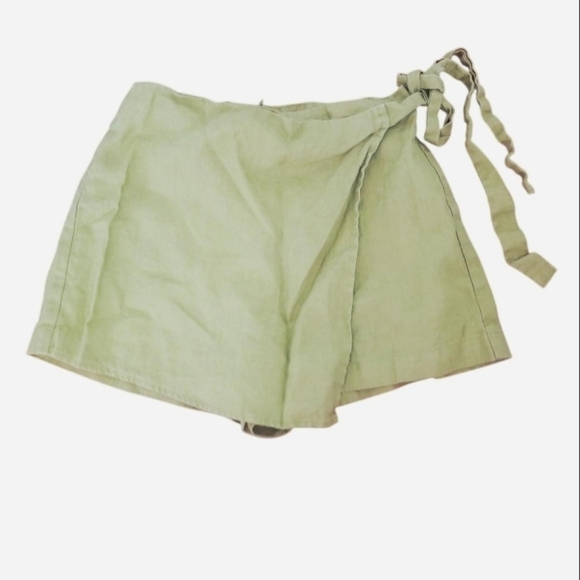 Reformation Eva Linen Green Wrap Skort Size 2 Like New - Picture 2 of 3